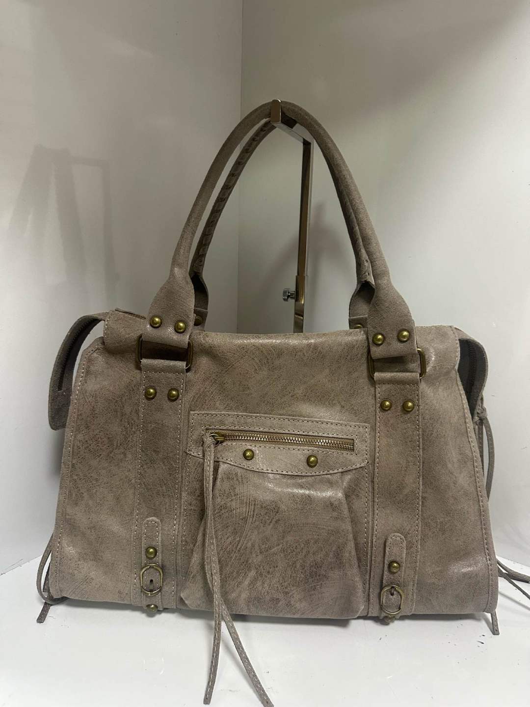 Dove Grey