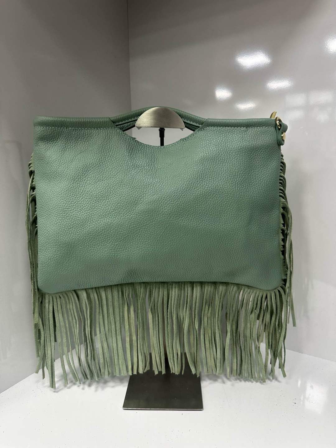 L544 Bag 14.6in 9 Color Options