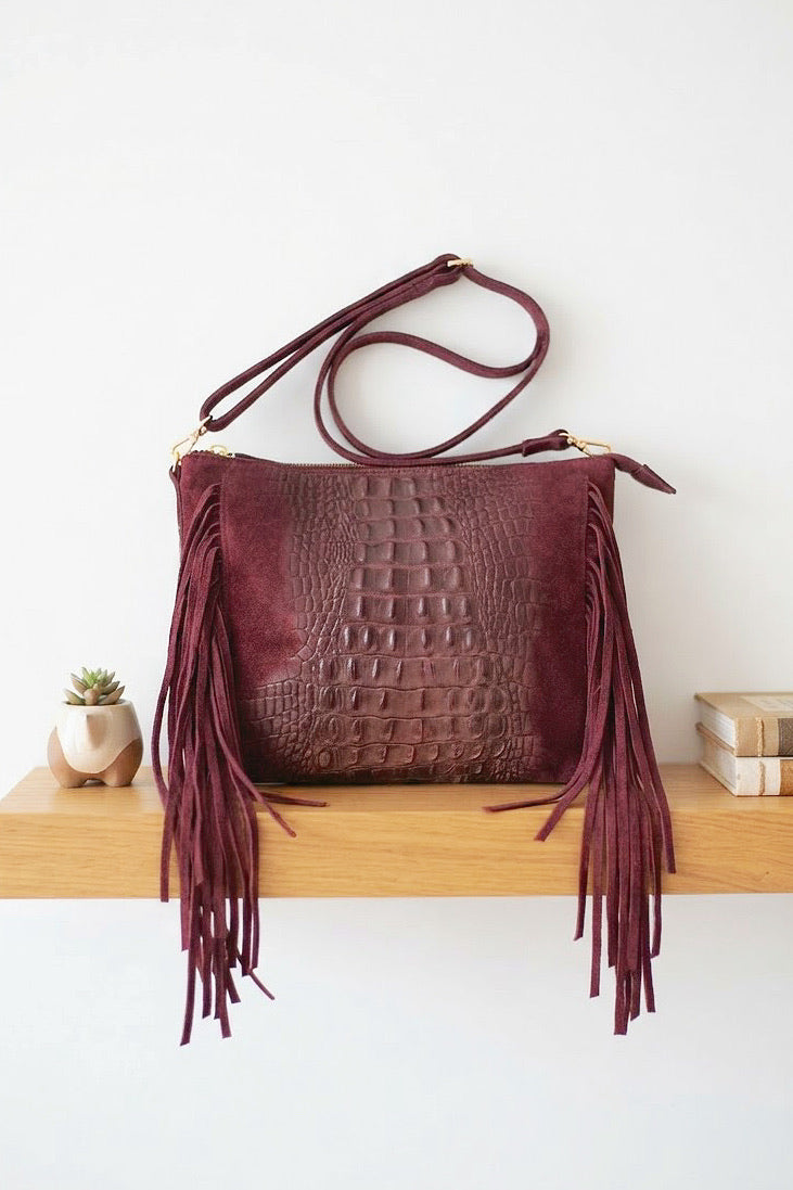ZZ097 Burgundy Croco Suede Fringe Crossbody Bag