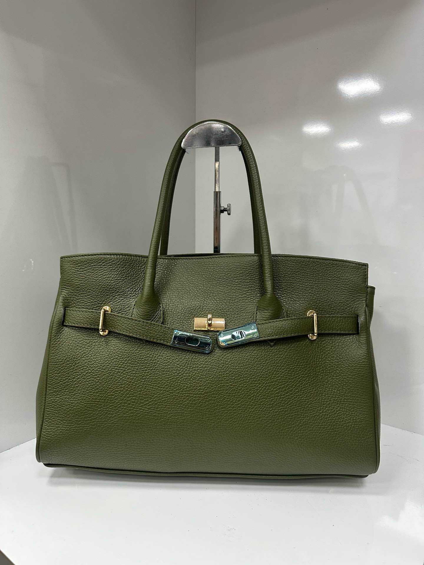 L0242 Bag 15.4in 15 Color Options