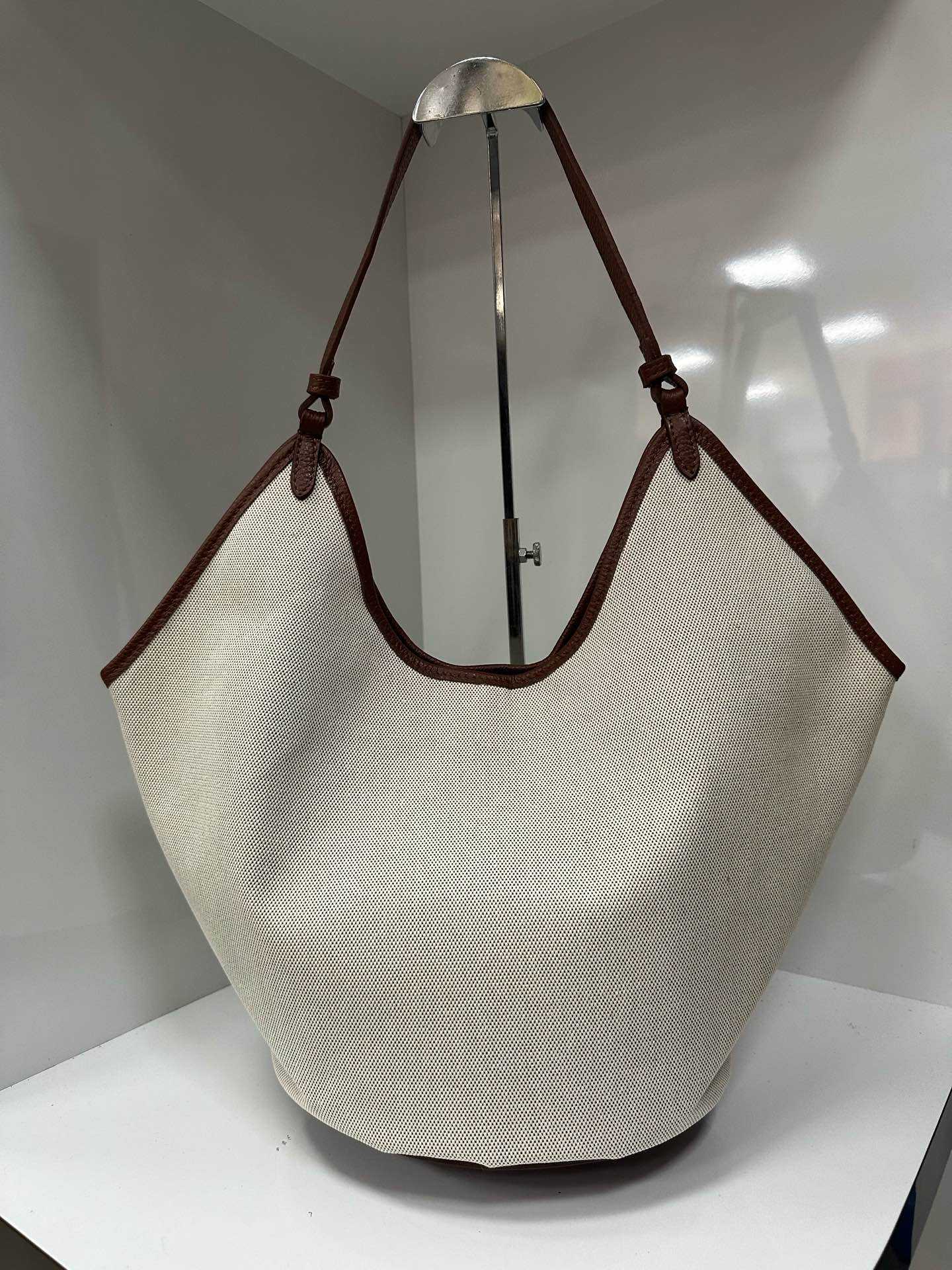 L0345 Bag 14.6in 7 Color Options