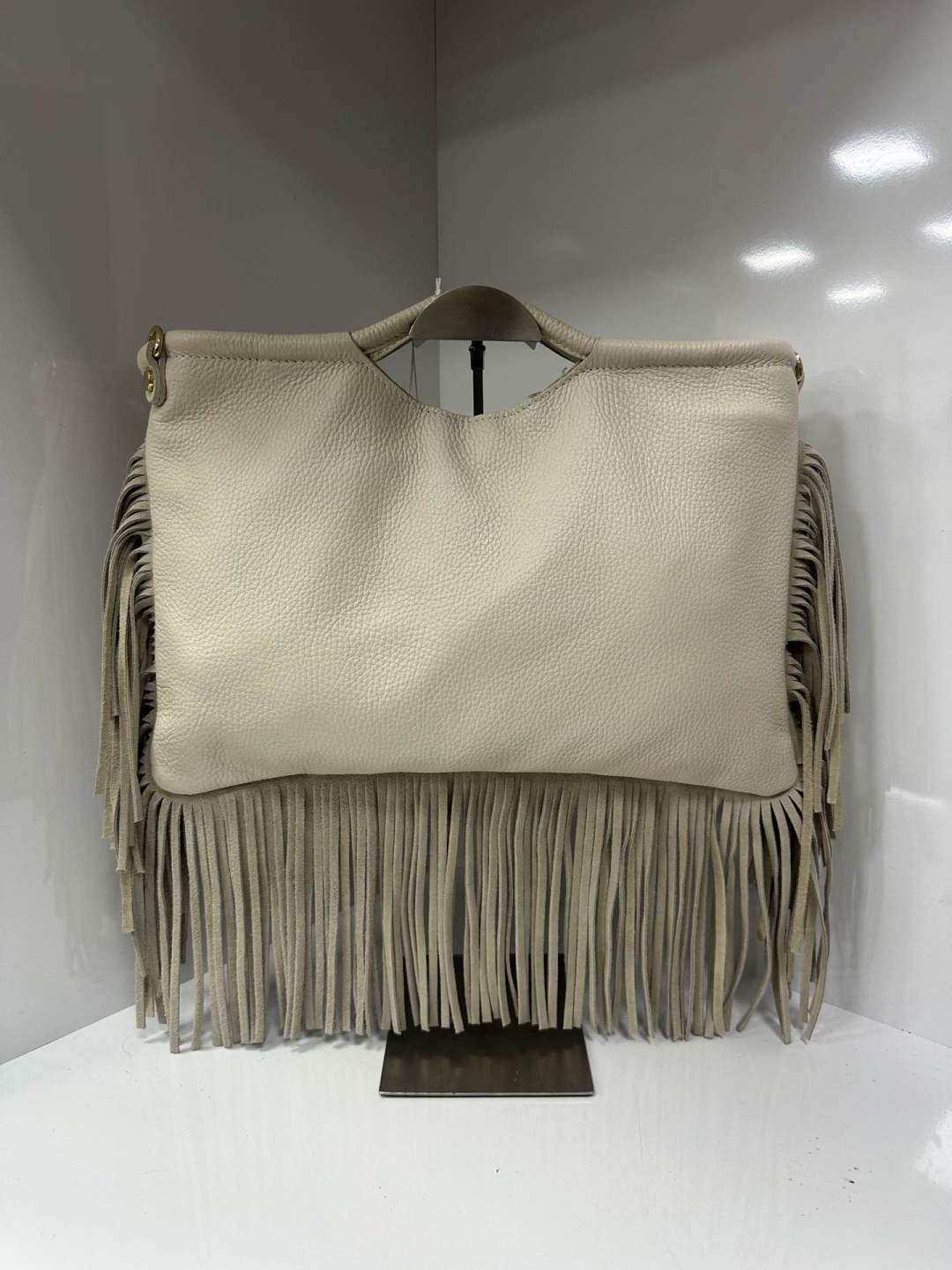 L544 Bag 14.6in 9 Color Options