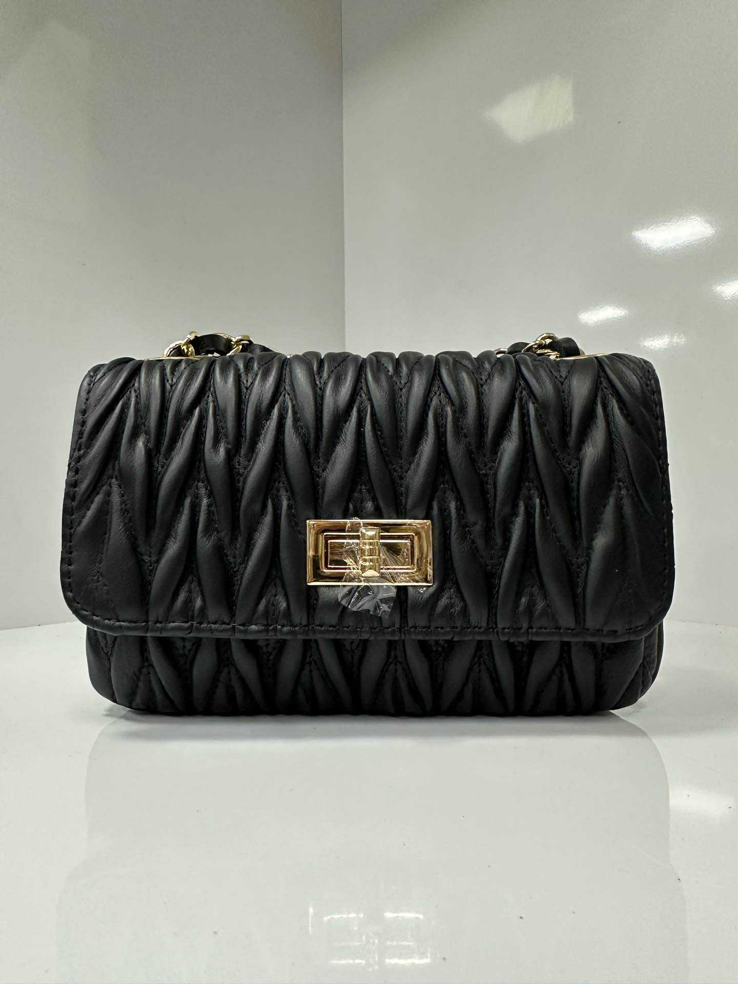 L0298 Bag 5.9in 3 Color Options
