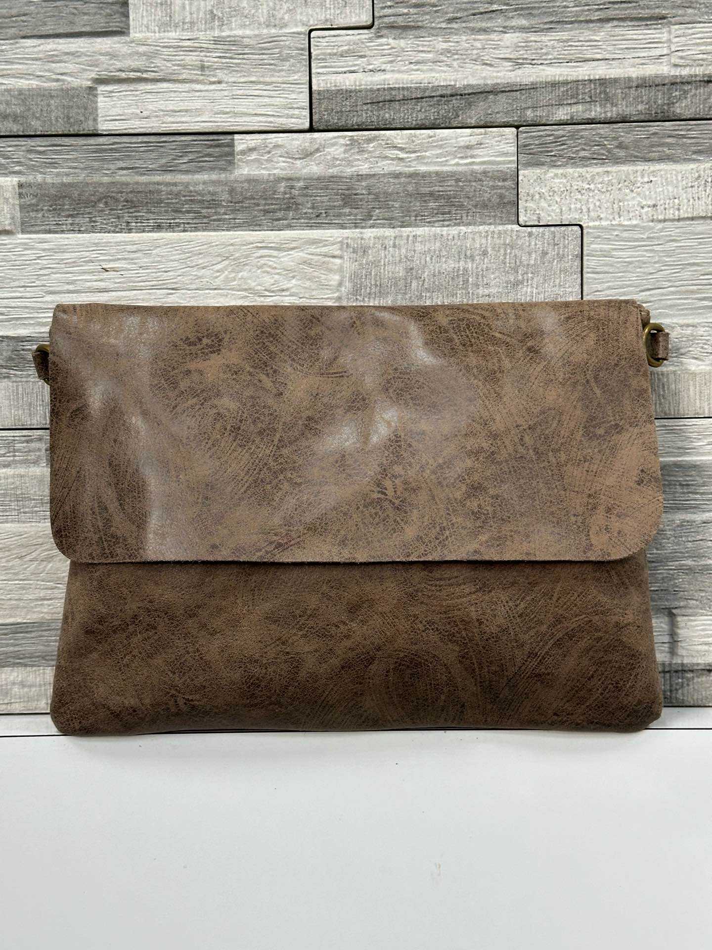 L0151 Bag 13.0in 12 Color Options