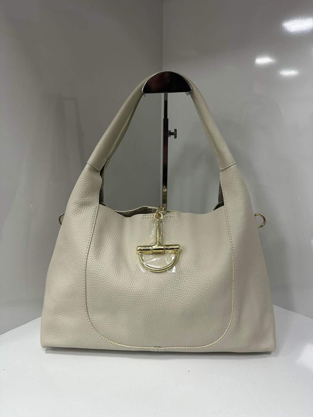 L0535 Bag 13.8in 9 Color Options