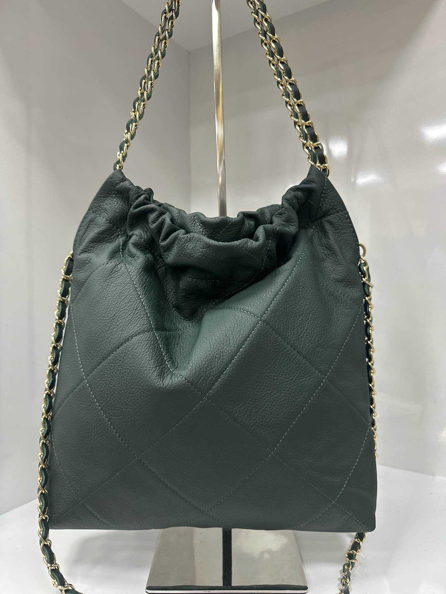 L0047 Bag 13.8in 10 Color Options