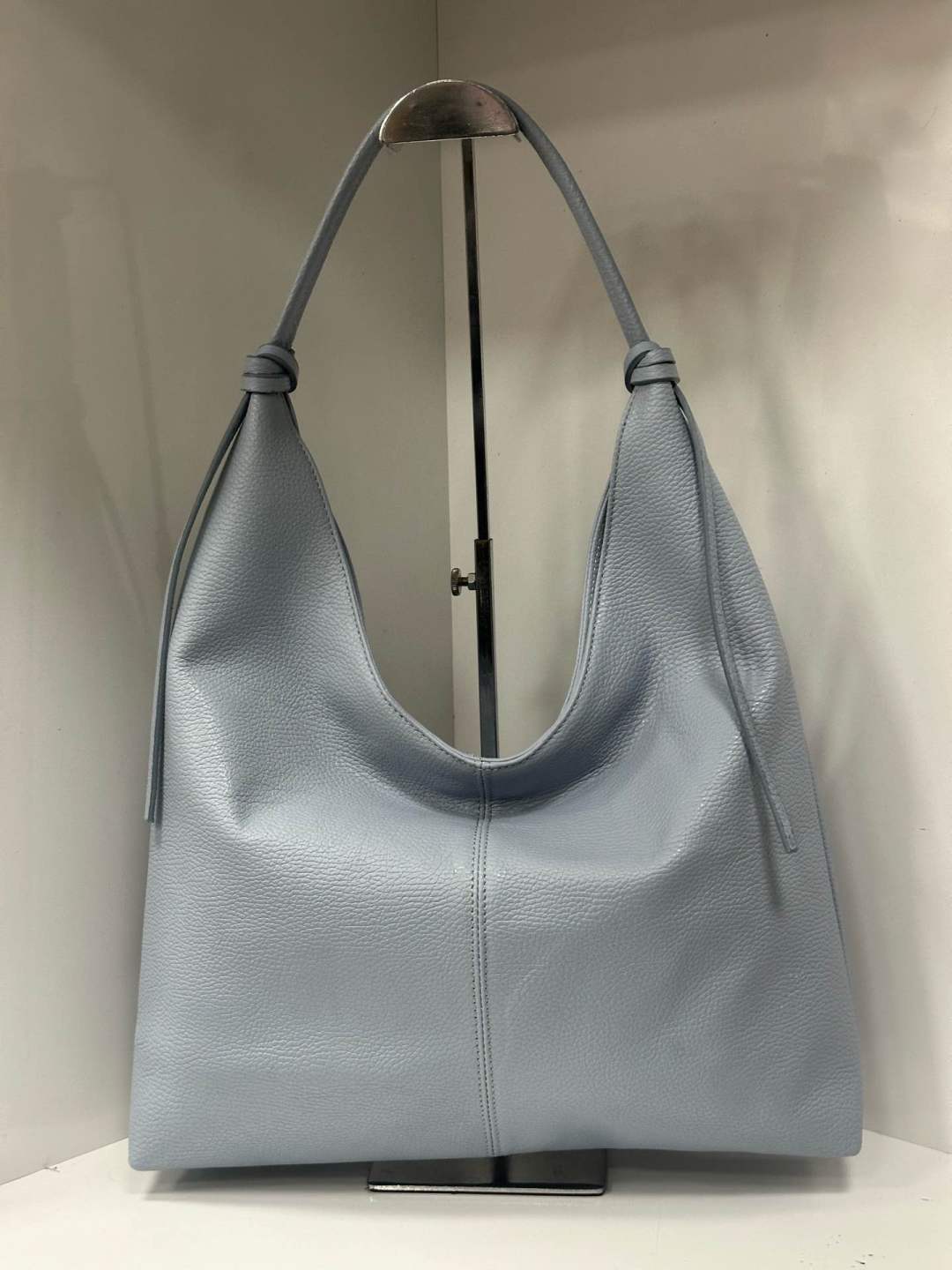 L0500 Bag 15.4in 7 Color Options