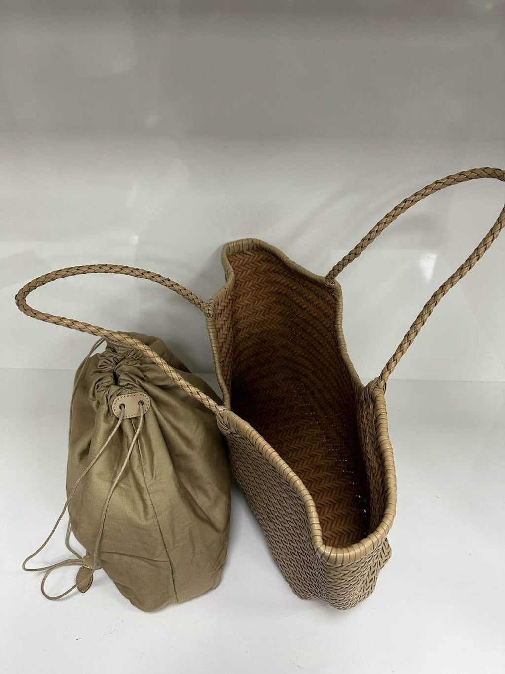 L0572 Bag 18.9in 6 Color Options