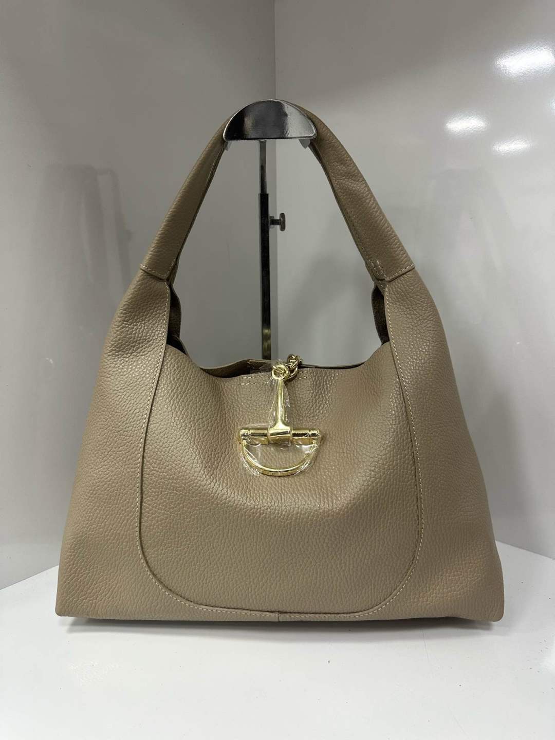 L0535 Bag 13.8in 9 Color Options