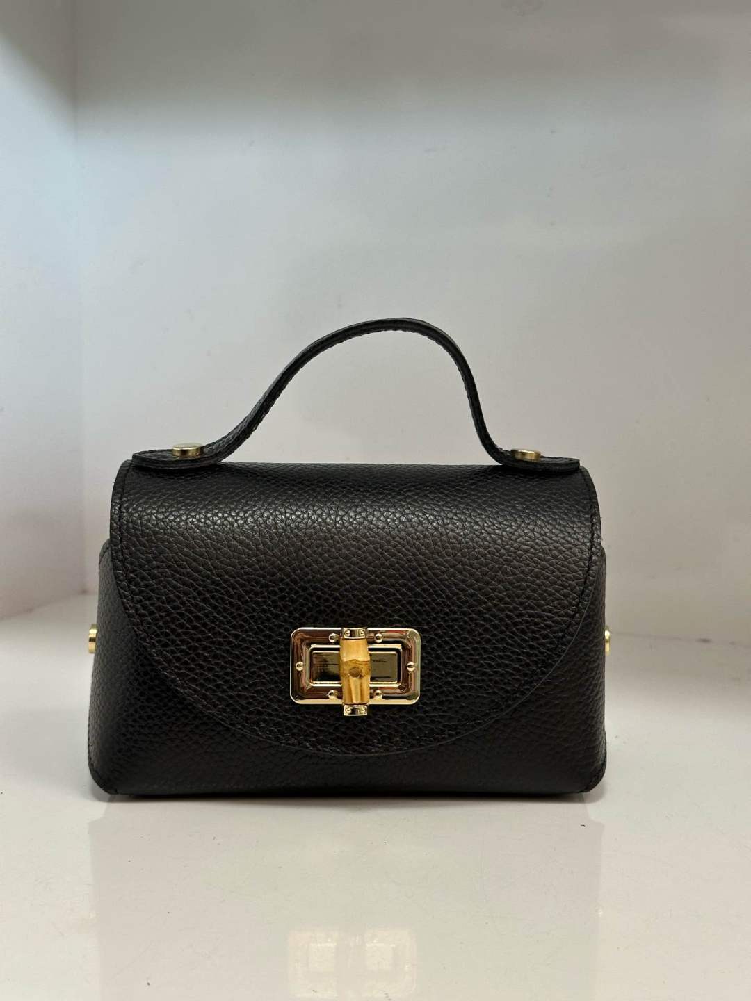 L0528 Bag 6.7in 11 Color Options