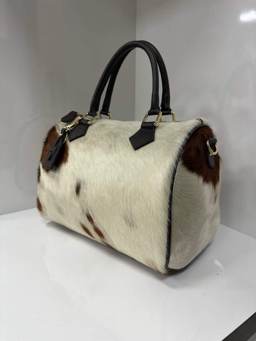 L0478 Bag 8.3in 2 Color Options