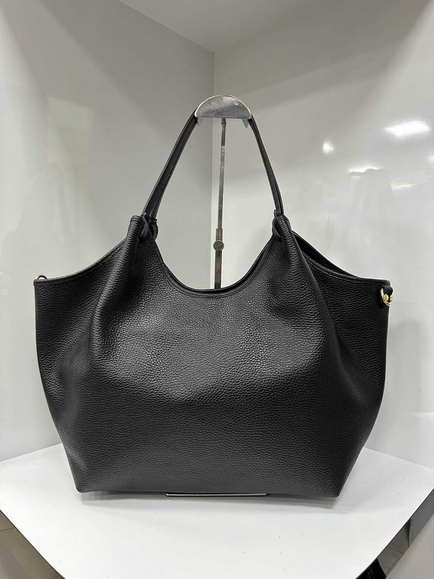 L0790 Bag 22.0in 9 Color Options