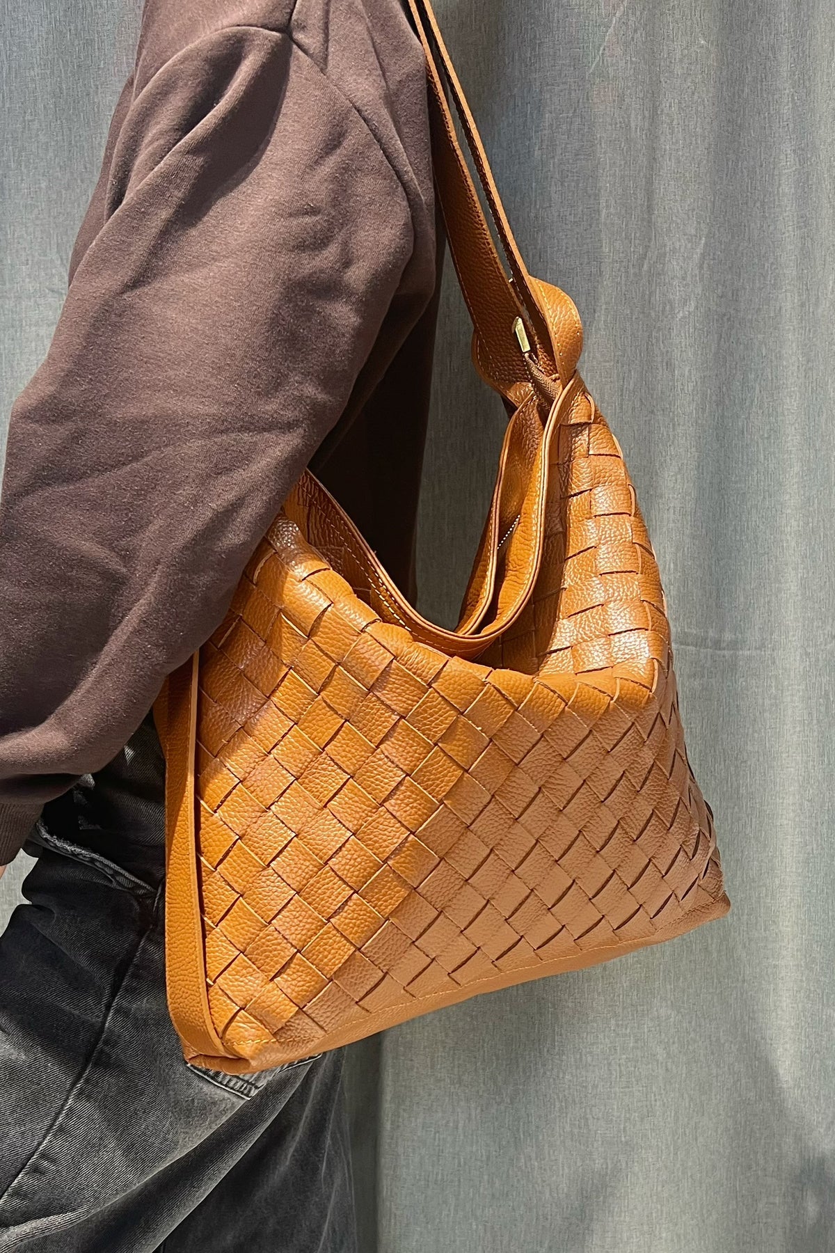 ZZ201 Camel Woven Leather Backpack