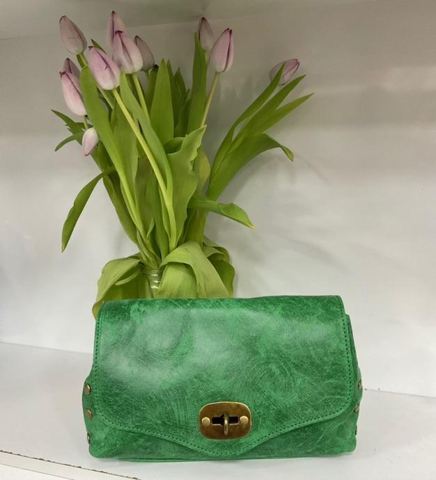 L0132 Bag 10.6in 8 Color Options