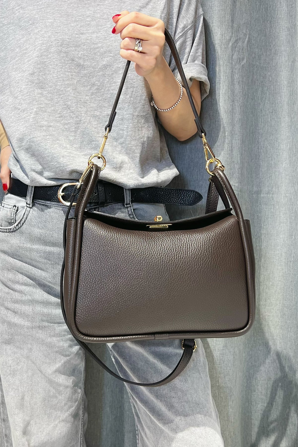 ZZ154 Brown Leather Top Handle Bag