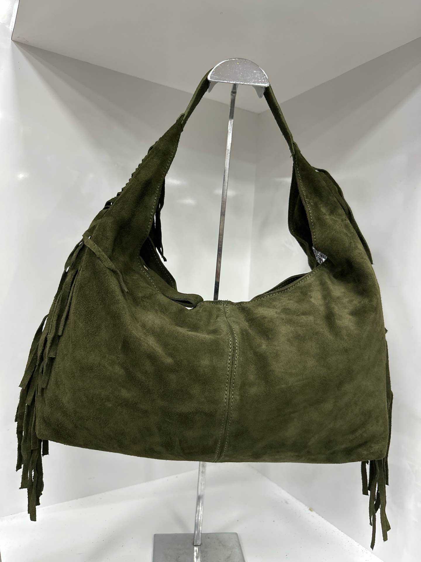 L0430 Bag 7.5in 7 Color Options