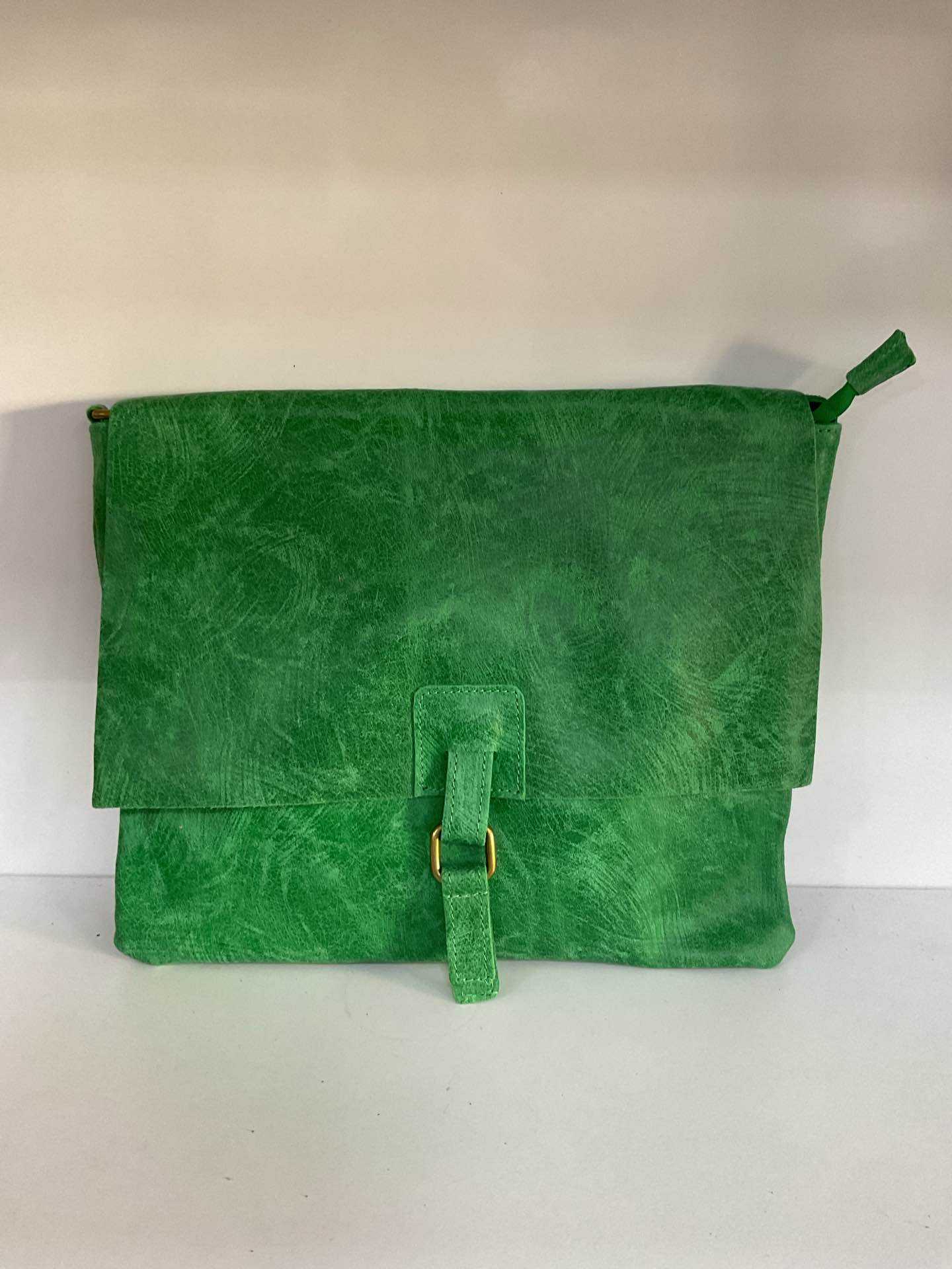 L0233 Bag 11.8in 13 Color Options