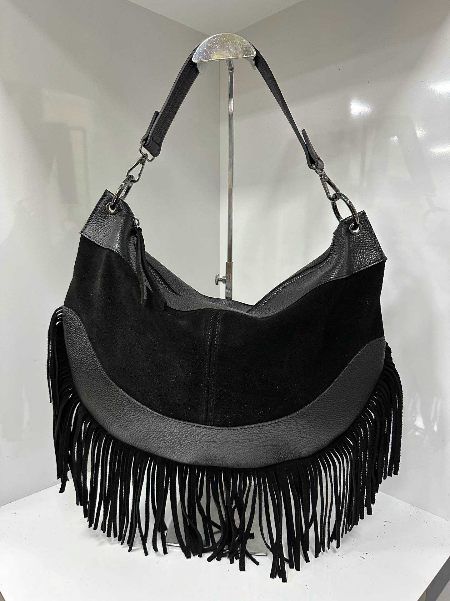 L0476 Bag 17.3in 6 Color Options