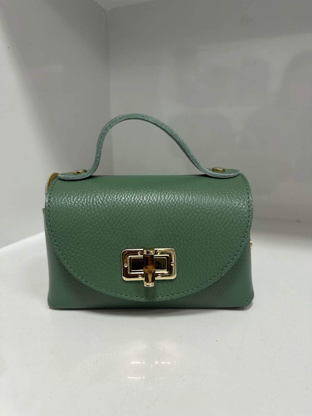 L0528 Bag 6.7in 11 Color Options