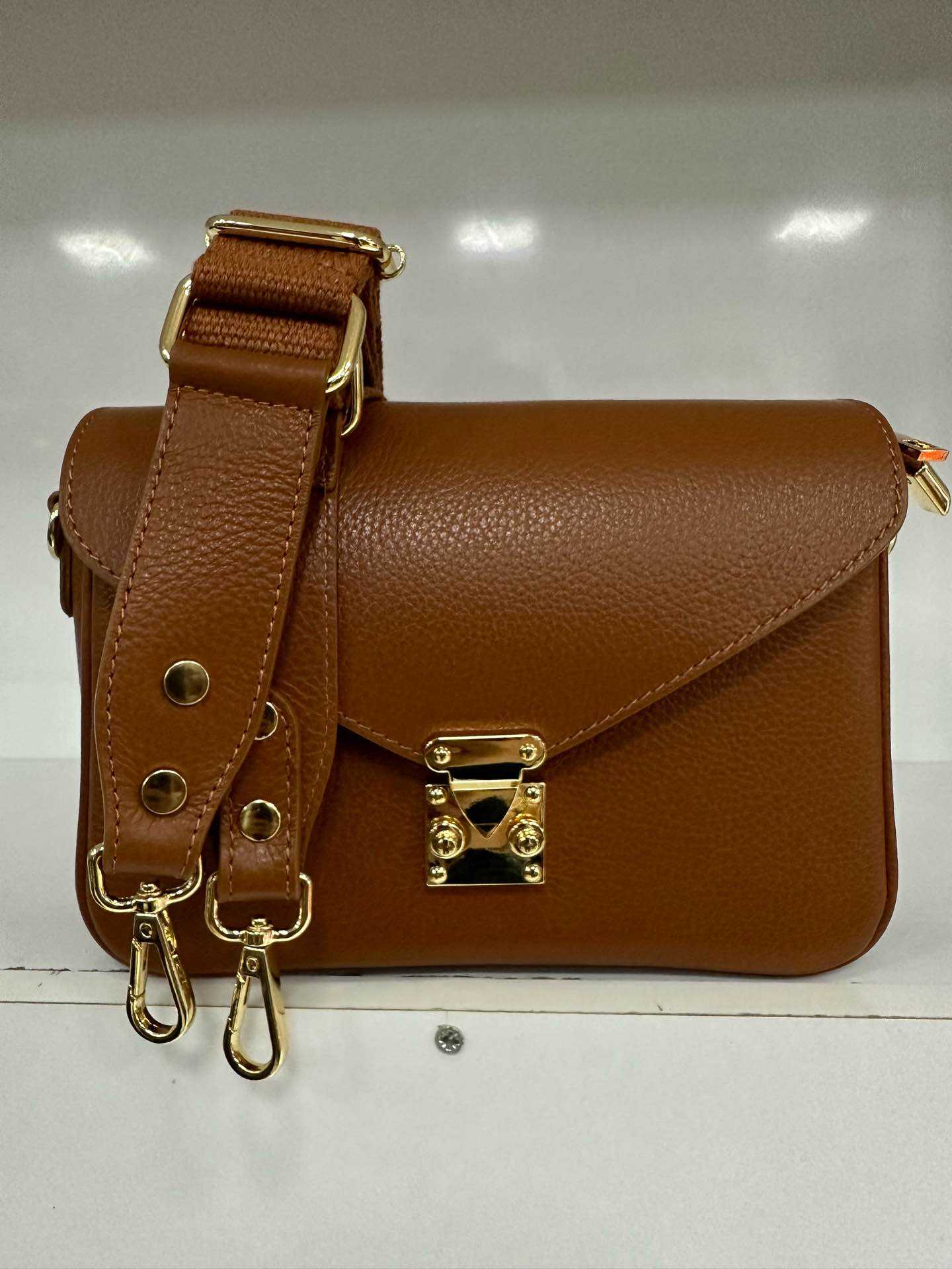 L0267 Bag 9.1in 8 Color Options