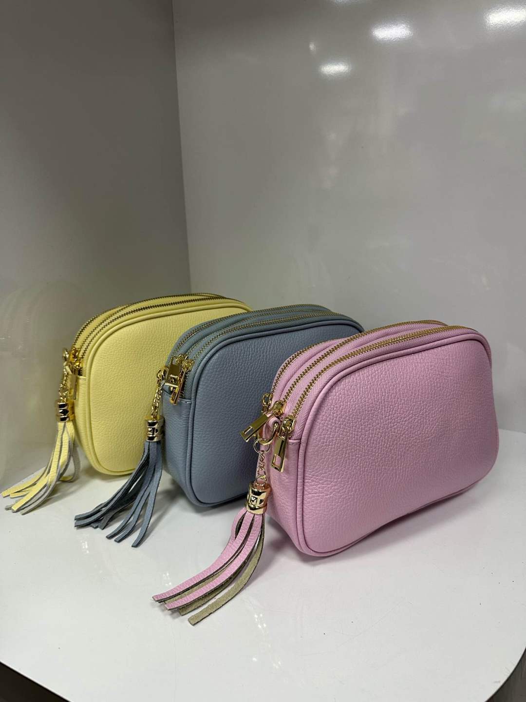 L0133 Bag 9.1in 17 Color Options