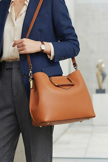 ZZ015 Camel Grained Leather Handbag