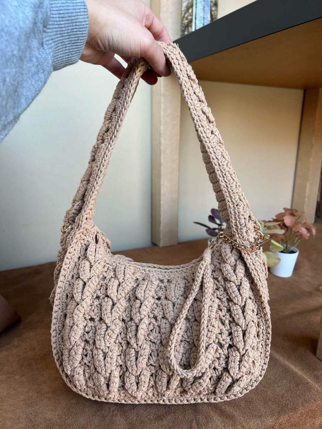 MIS262 Bag 9.8in 2 Color Options