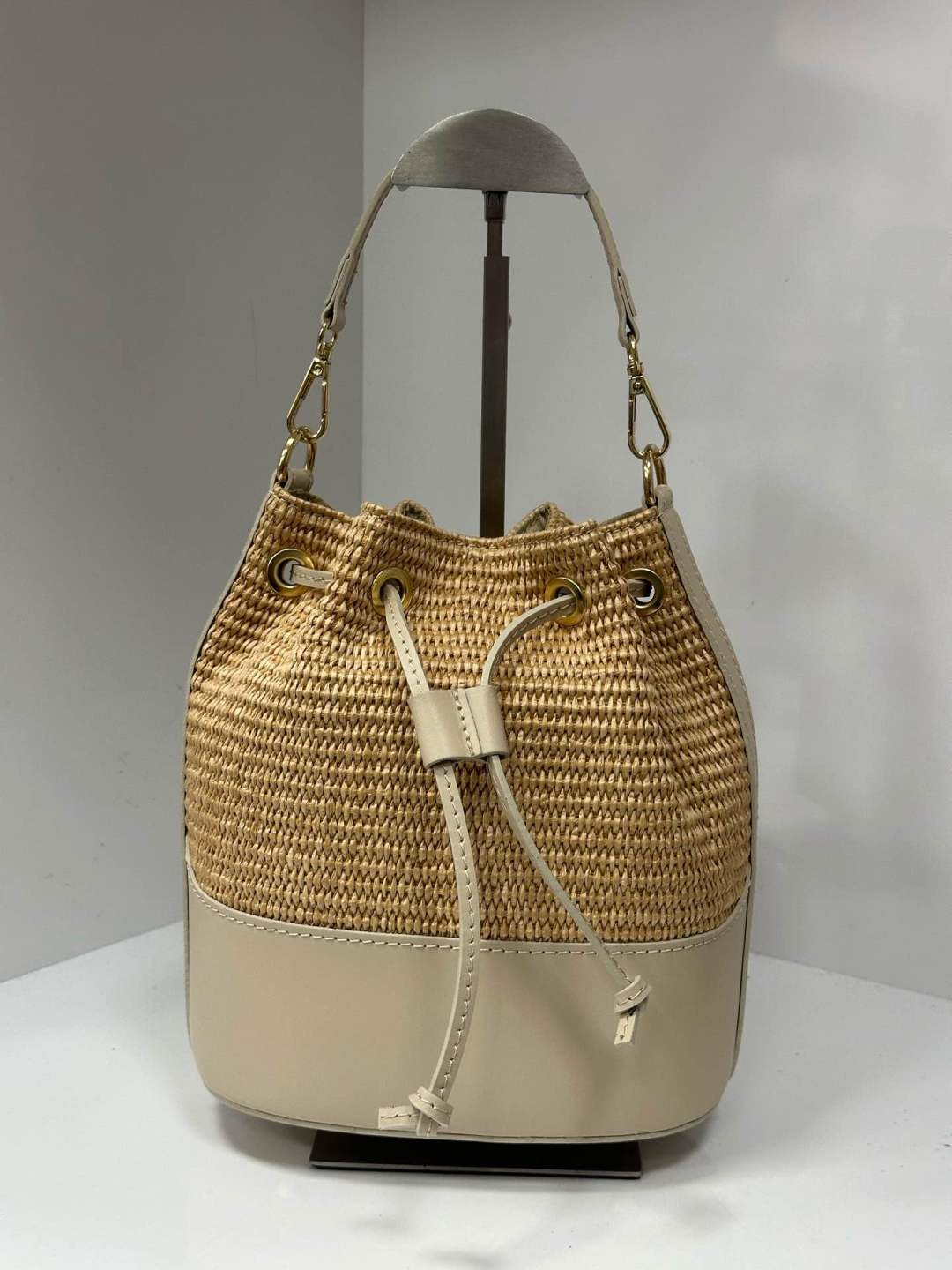 L0547 Bag 7.9in 7 Color Options