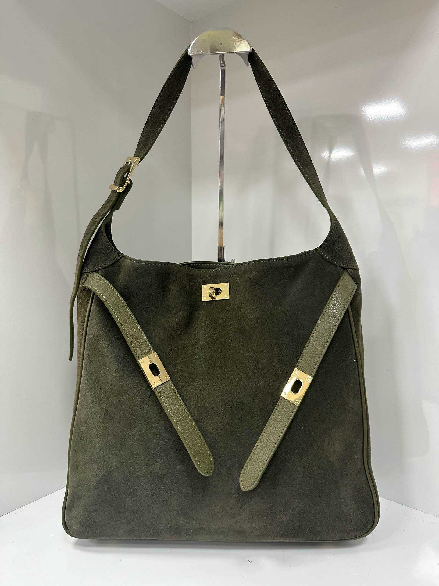 L0421 Bag 12.6in 5 Color Options
