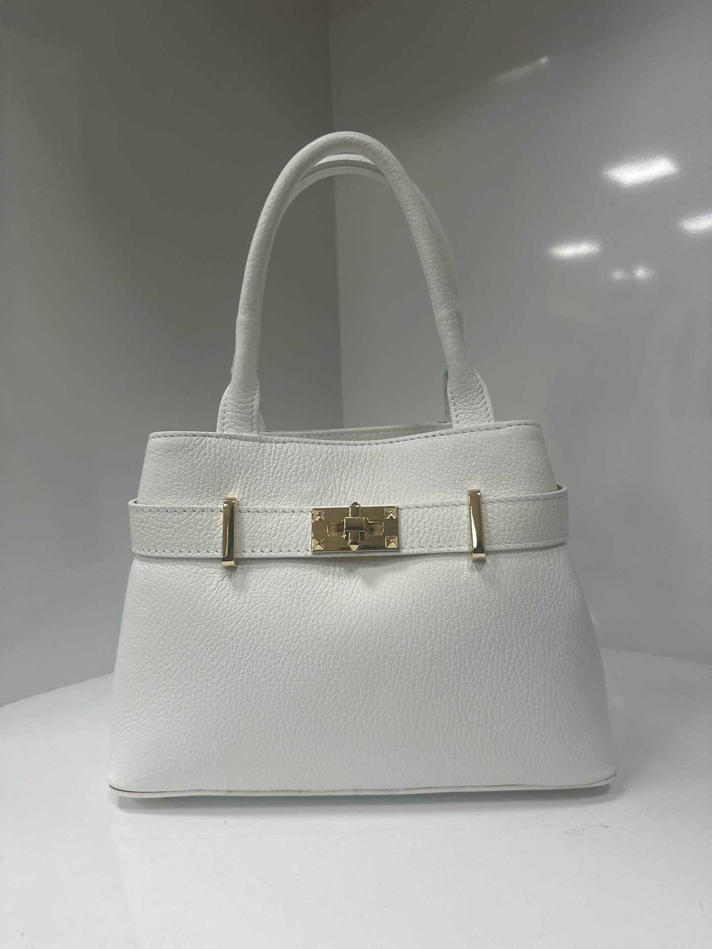L0108 Bag 13 Color Options