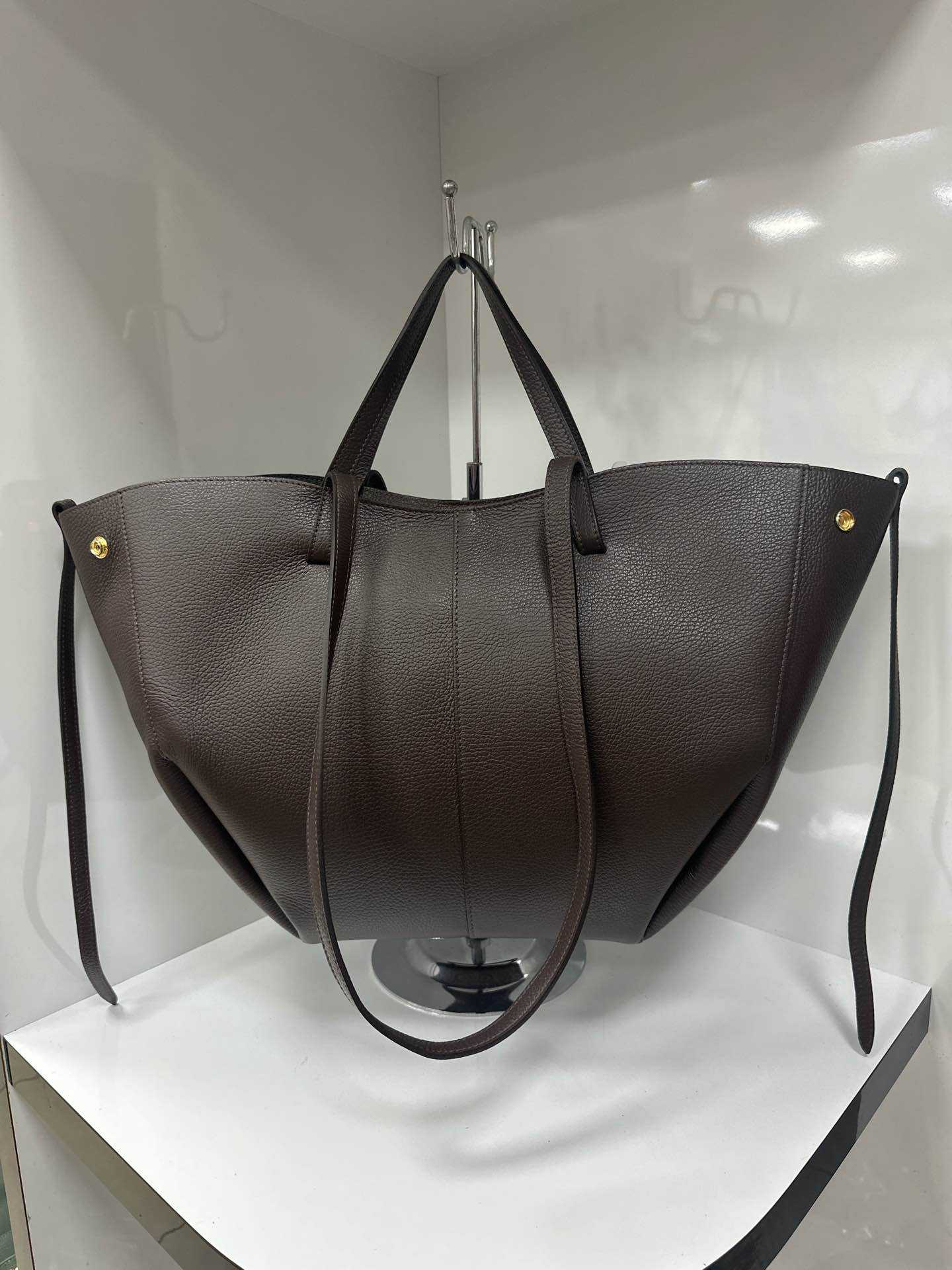 L0788 Bag 22.0in 7 Color Options