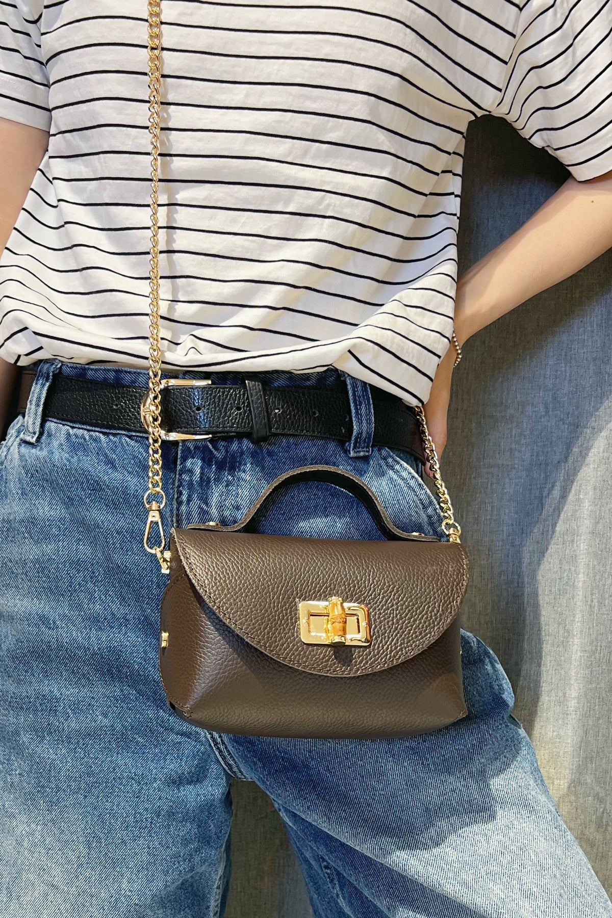 ZZ126 Brown Grained Leather Chain Crossbody Bag