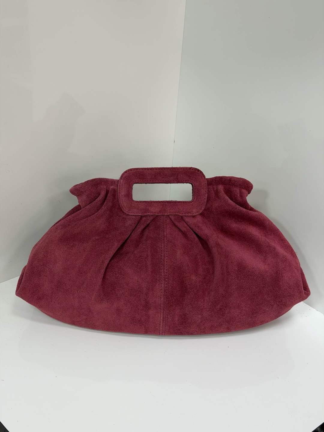 ST169 Red Ruched Suede Handle Bag