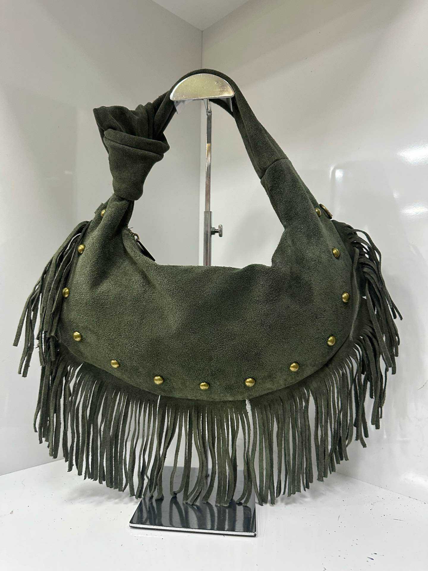 L0461 Bag 15.7in 5 Color Options