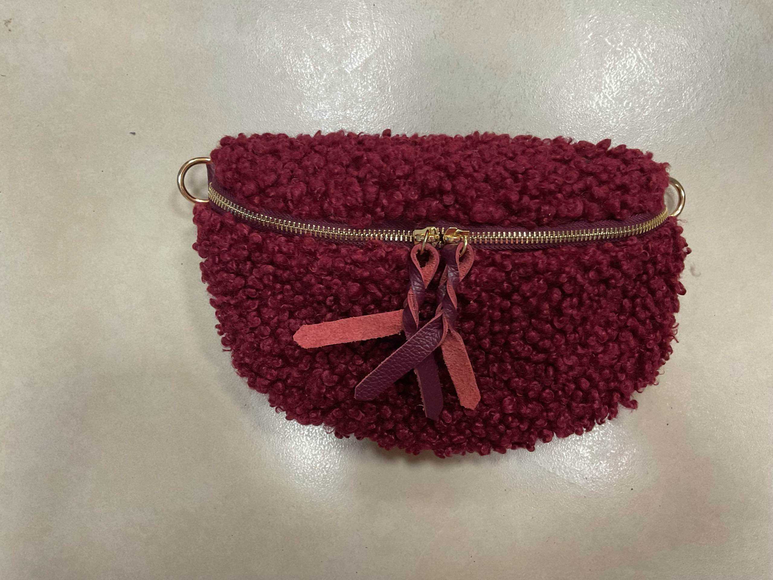 L268 Bag 10.6in 4 Color Options