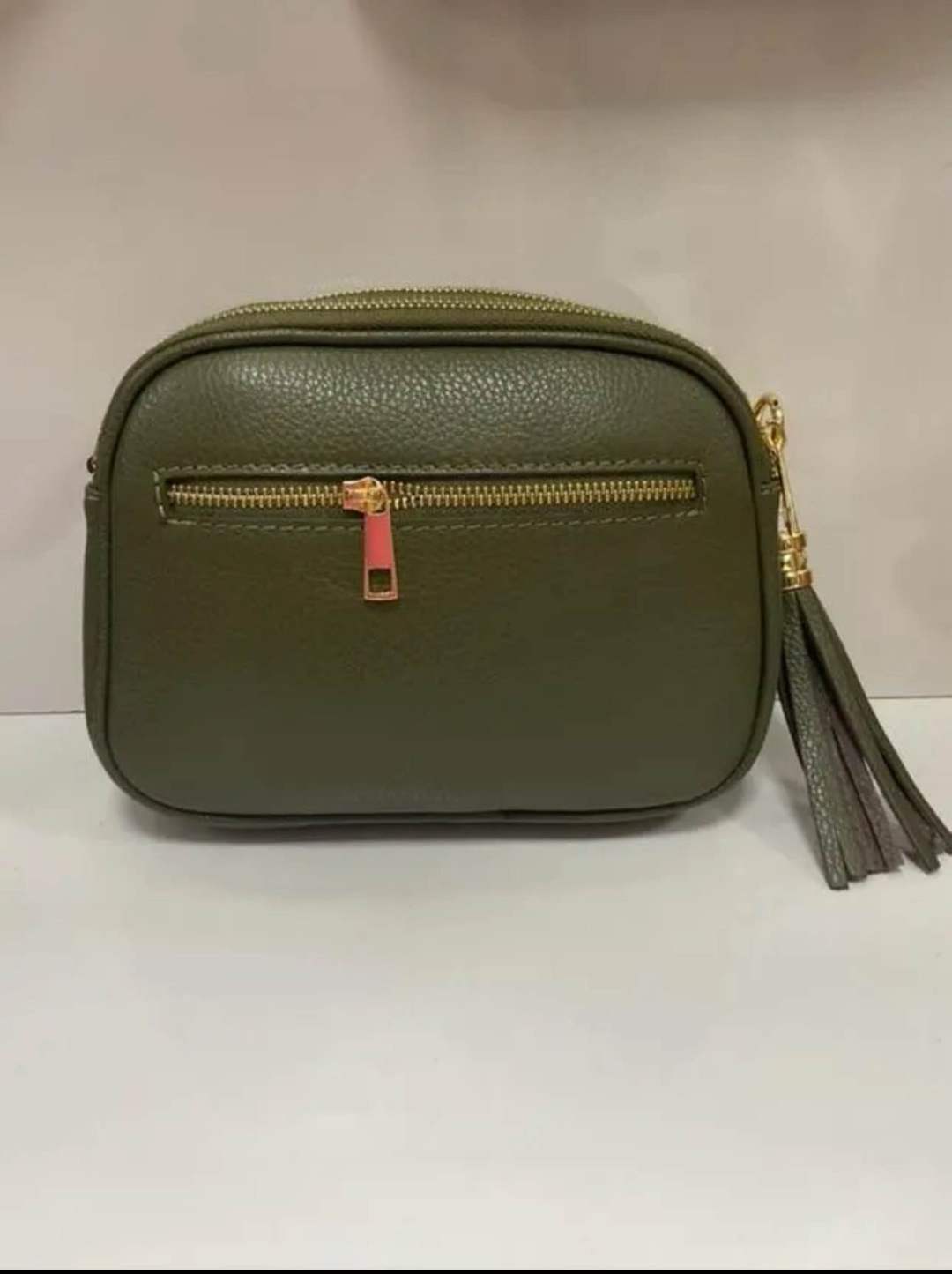 L0133 Bag 9.1in 17 Color Options