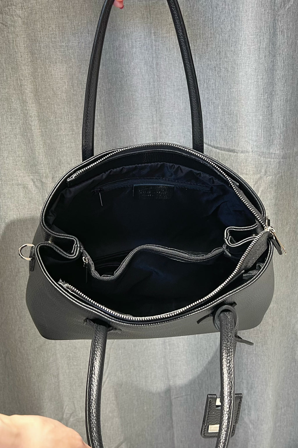 ZZ043 Black Grained Leather Work Bag