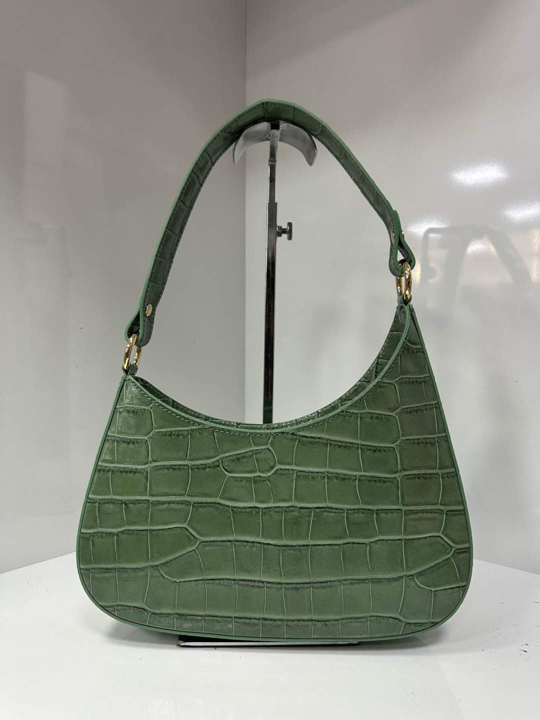 L0509 Bag 10.8in 8 Color Options