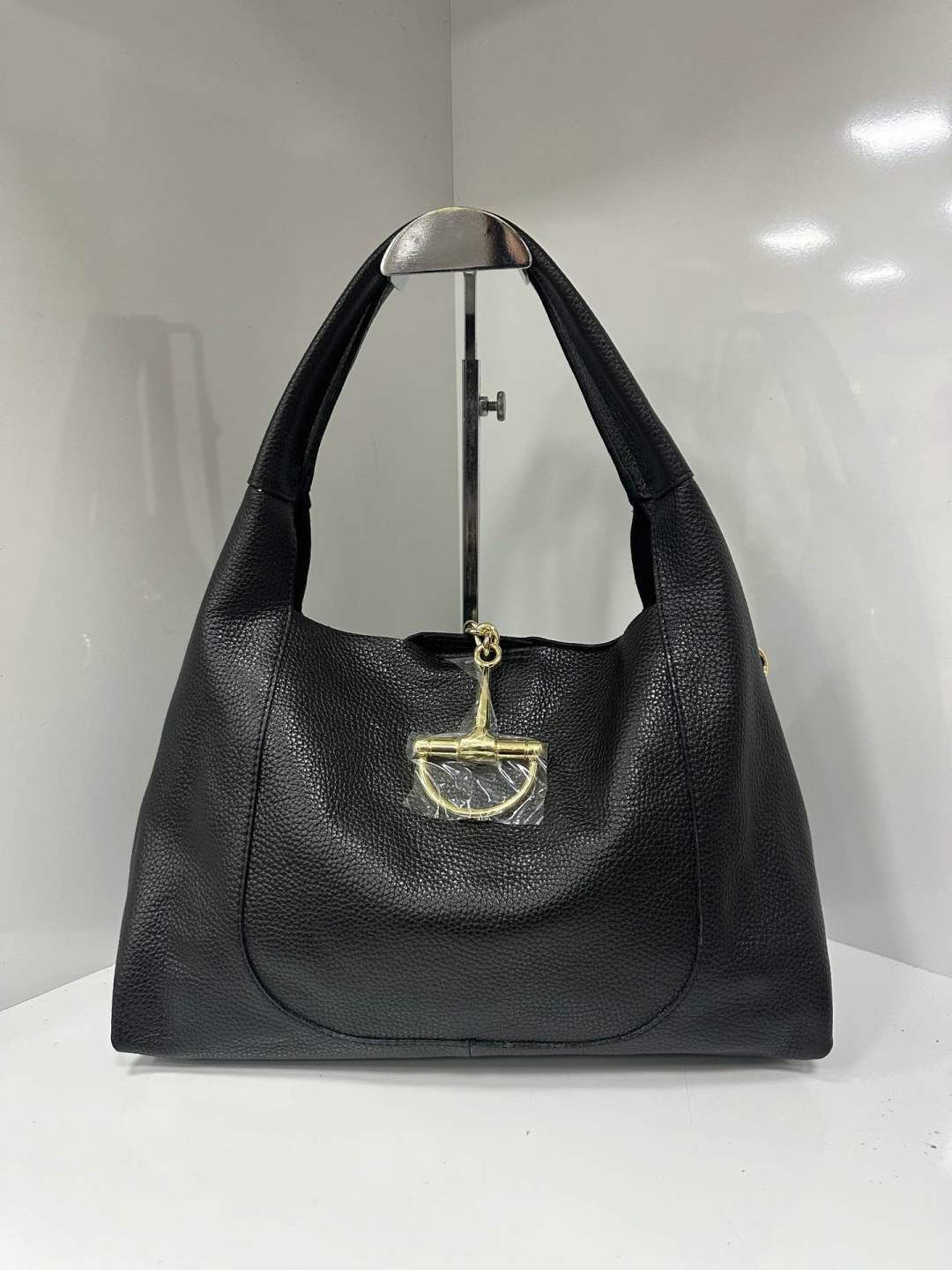 L0535 Bag 13.8in 9 Color Options