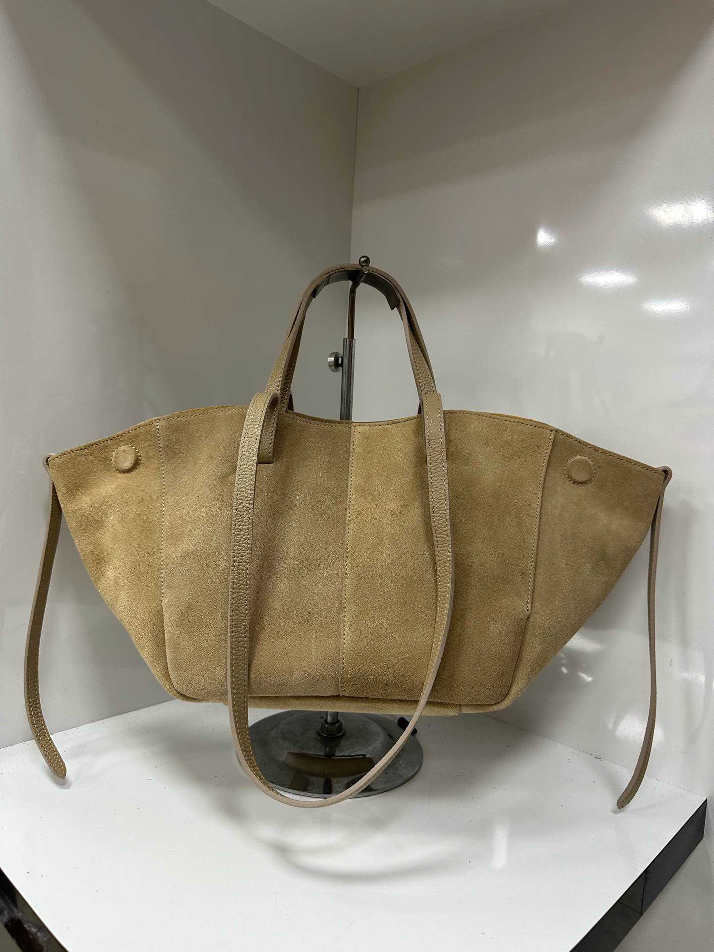 L0277 Bag 21.3in 8 Color Options