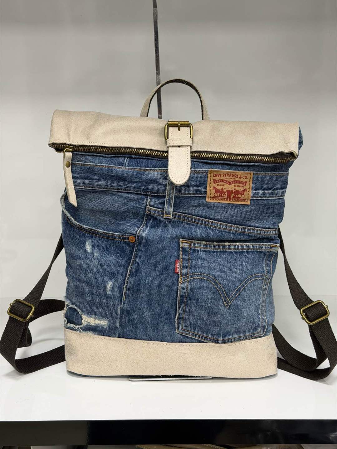 L0532 Bag 12.2in 8 Color Options