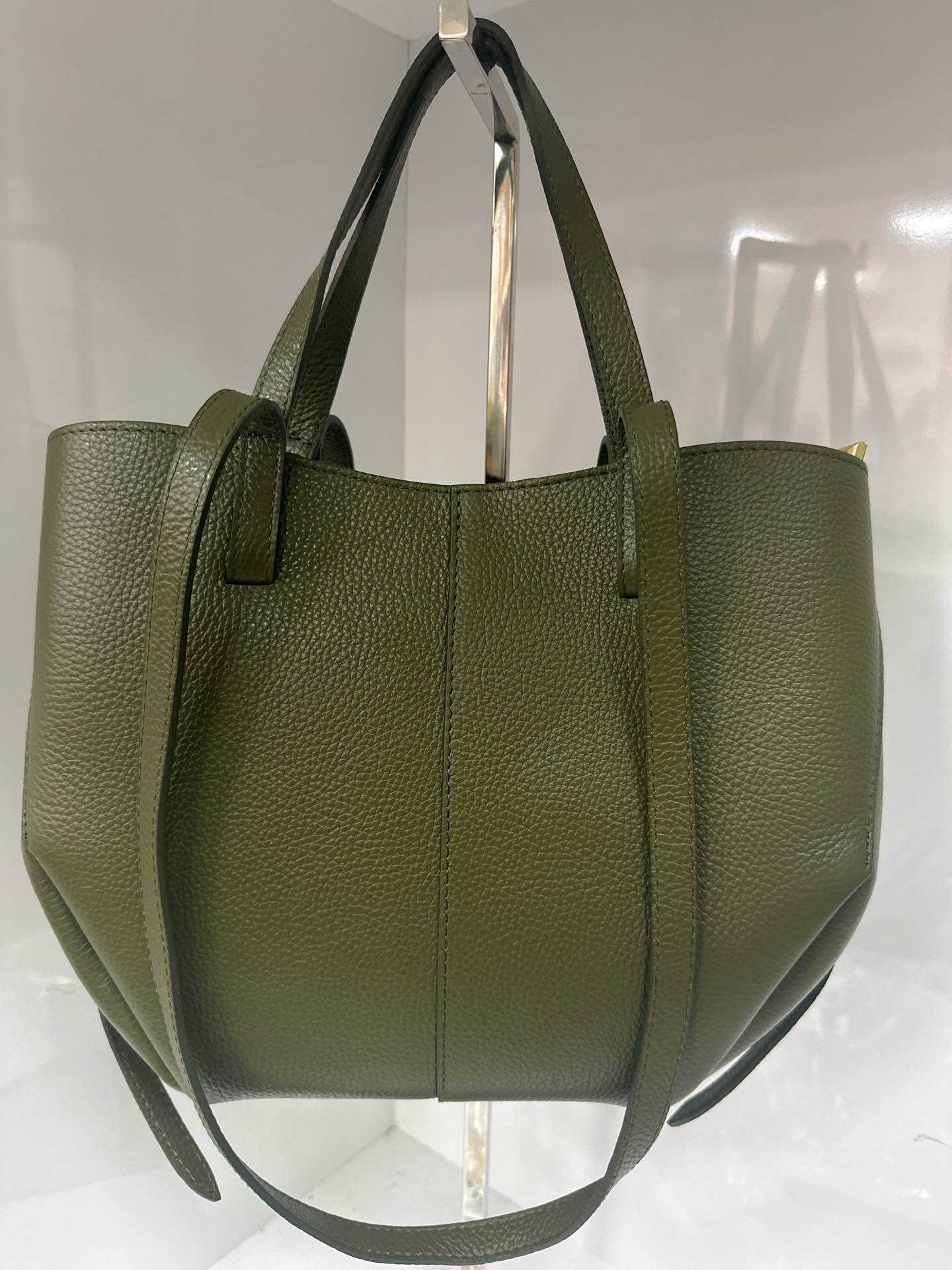 L0248 Bag 17.3in 12 Color Options