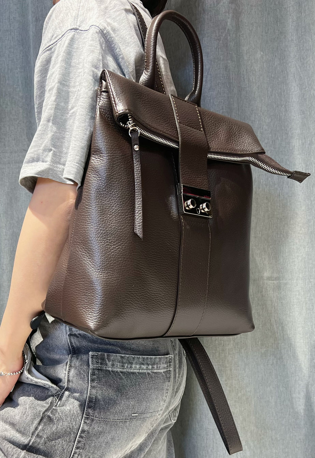 ZZ081 Brown Leather Backpack