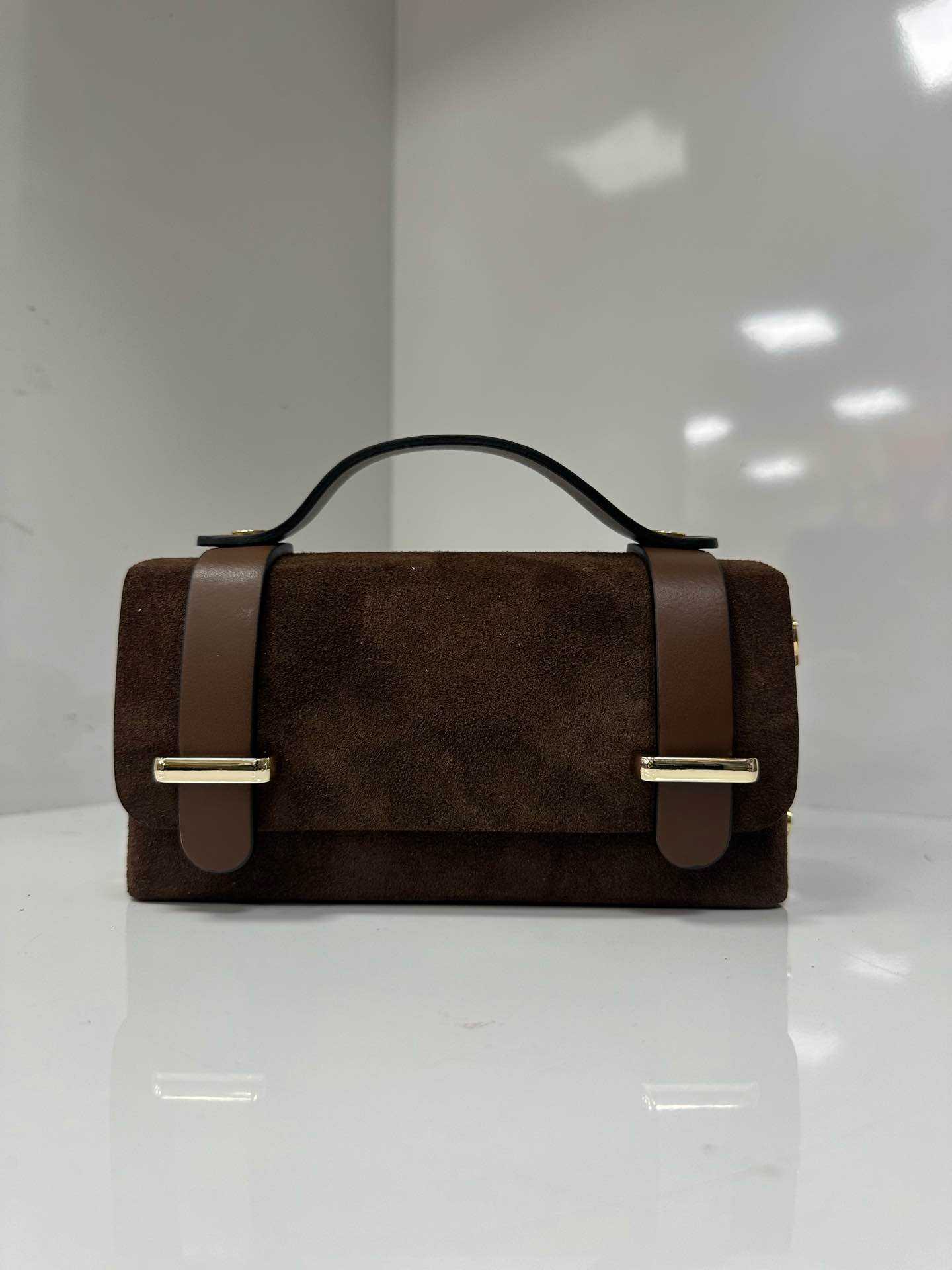 L0460 Bag 7.5in 6 Color Options