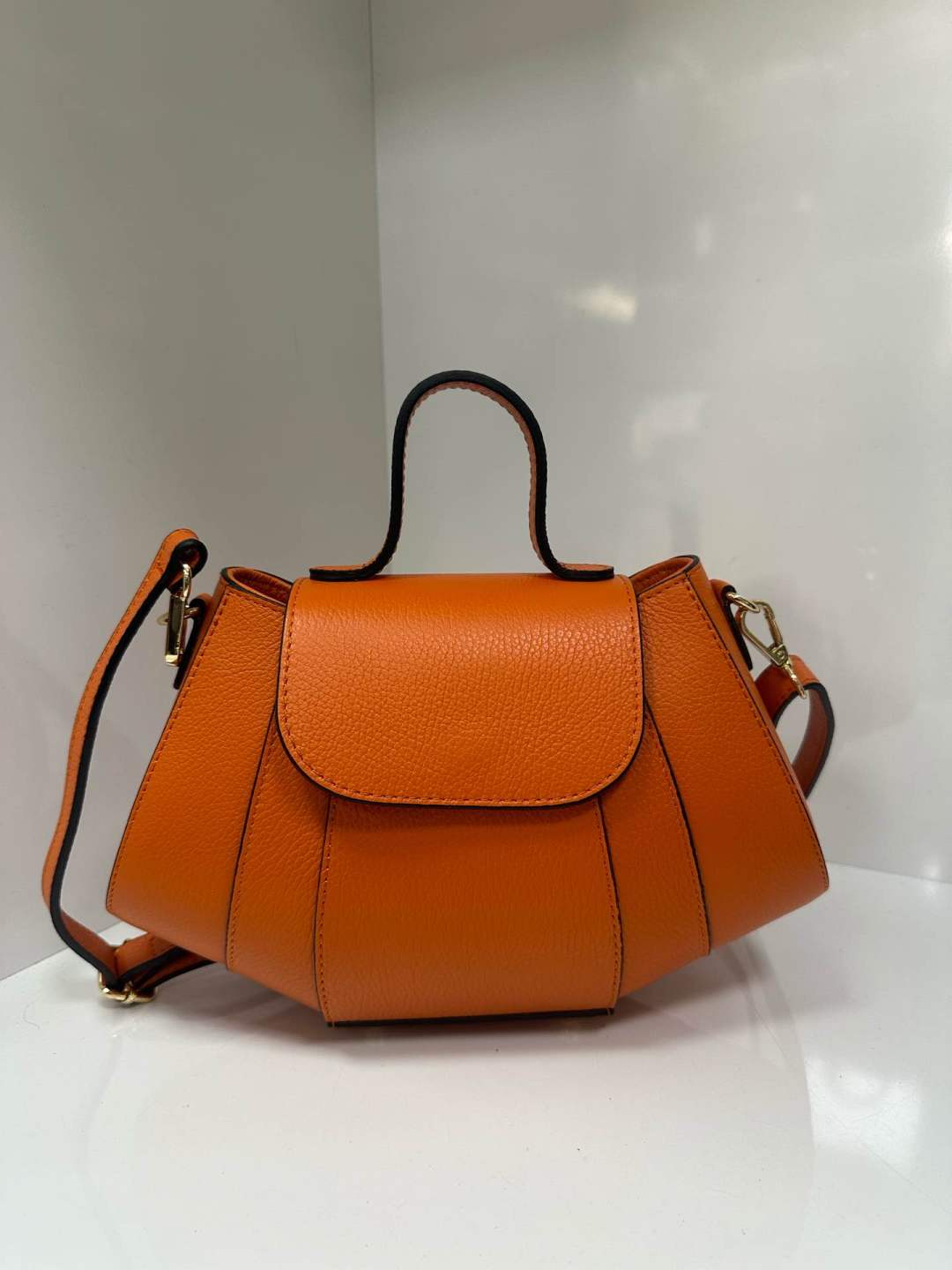 L0565 Bag 11.0in 12 Color Options
