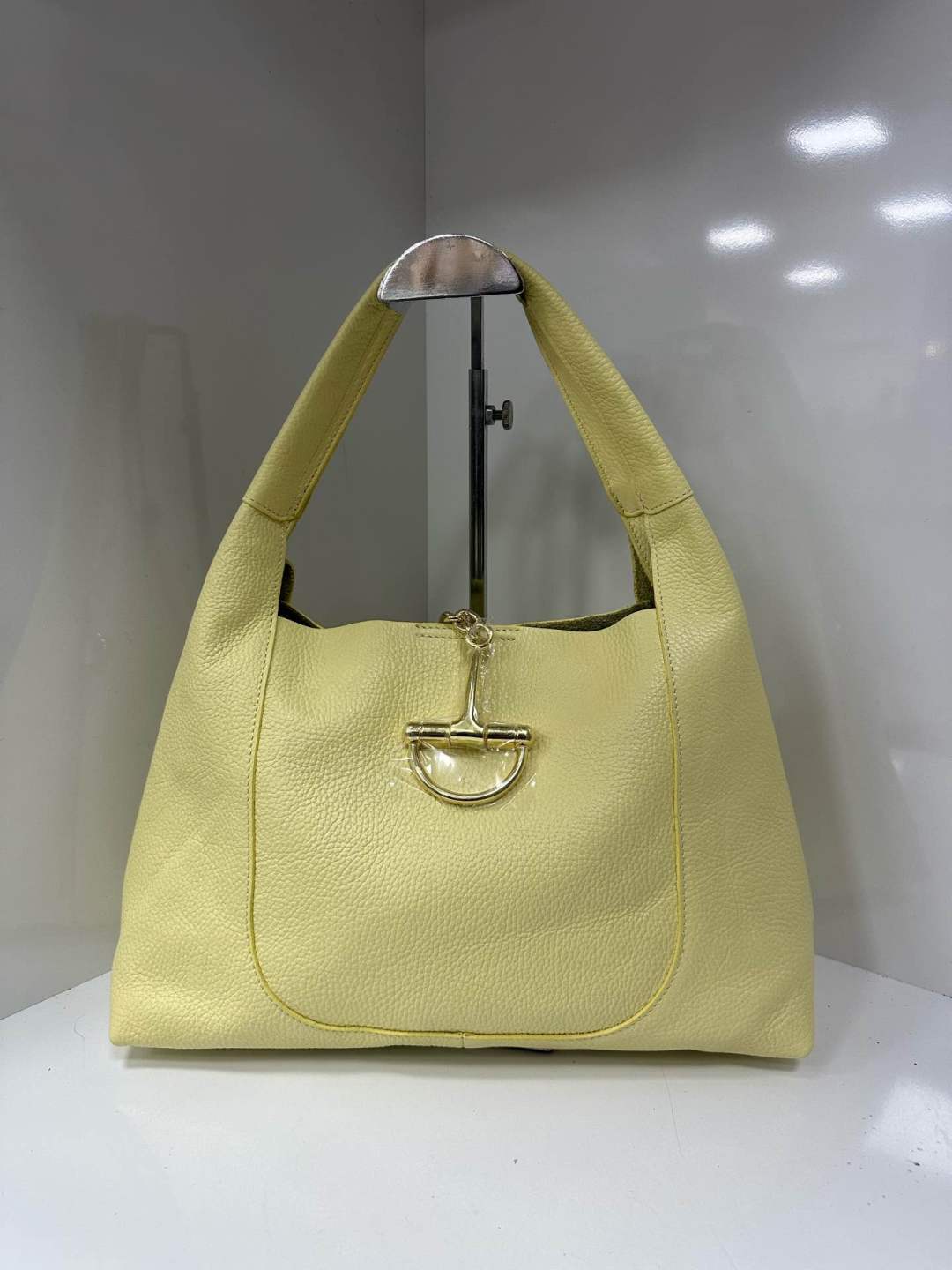 L0535 Bag 13.8in 9 Color Options