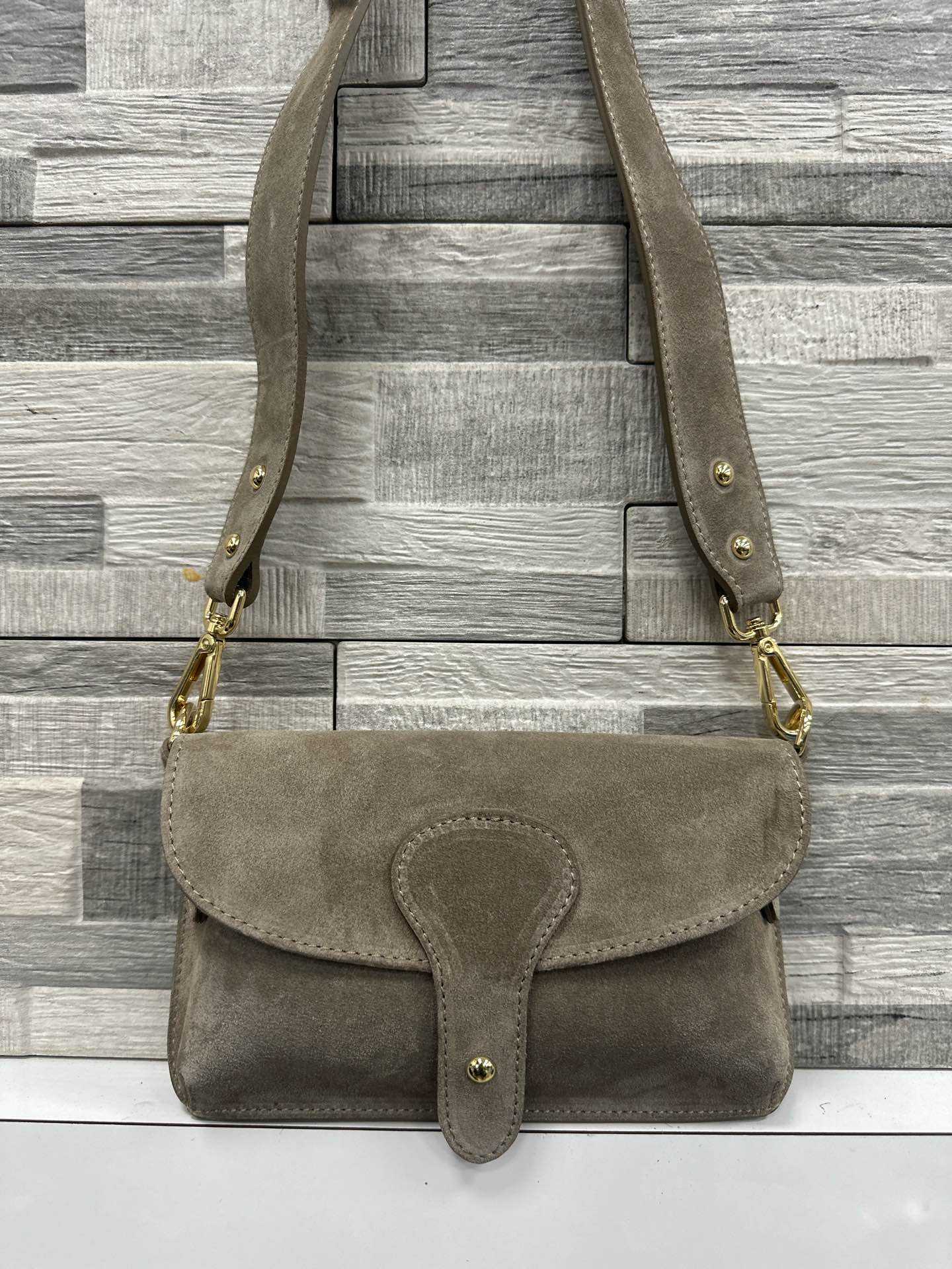 L0373 Bag 8.7in 10 Color Options