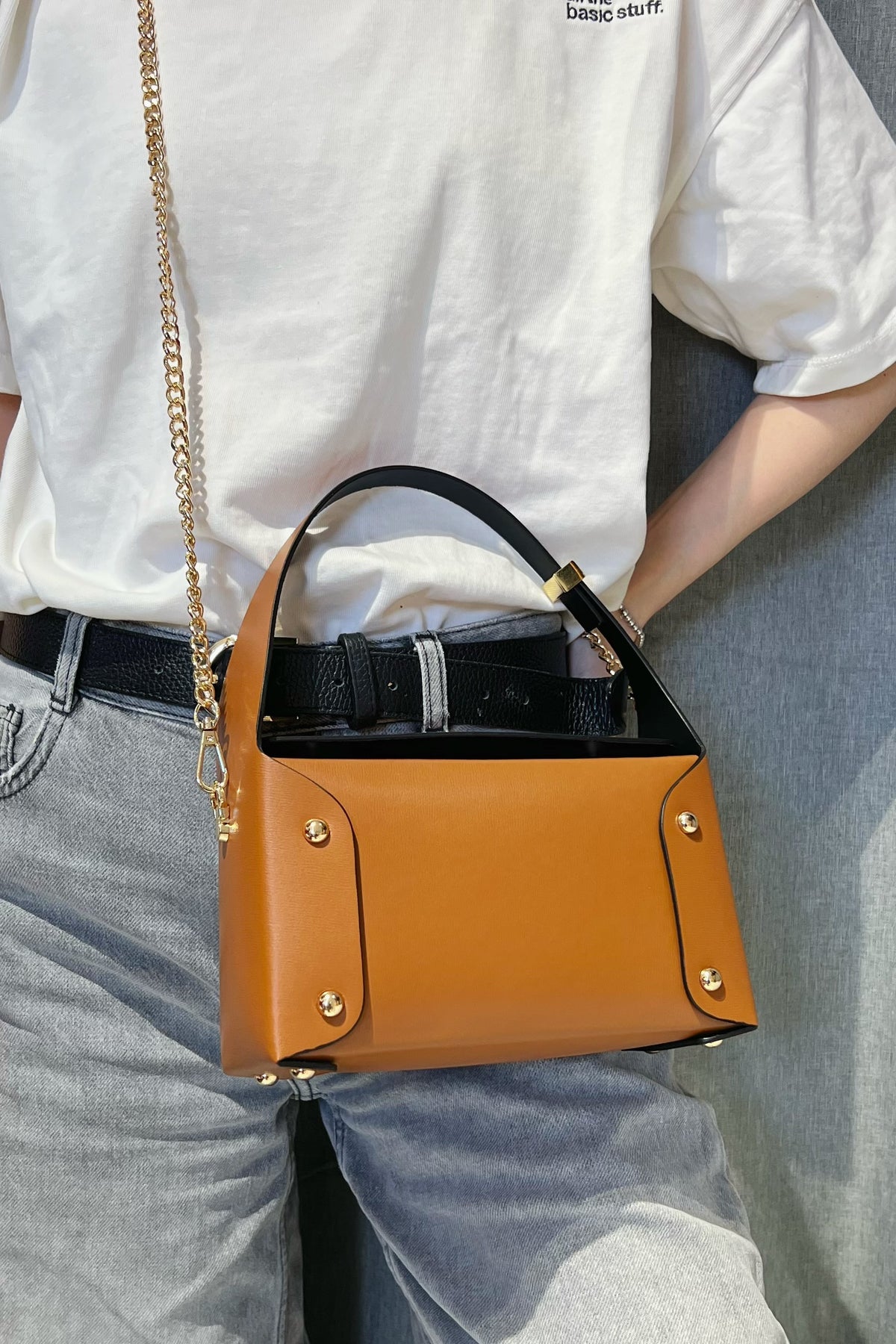 ZZ132 Camel Small Smooth Leather Handbag