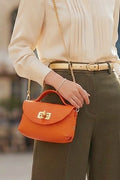 ZZ124 Rust Grained Leather Chain Crossbody Bag