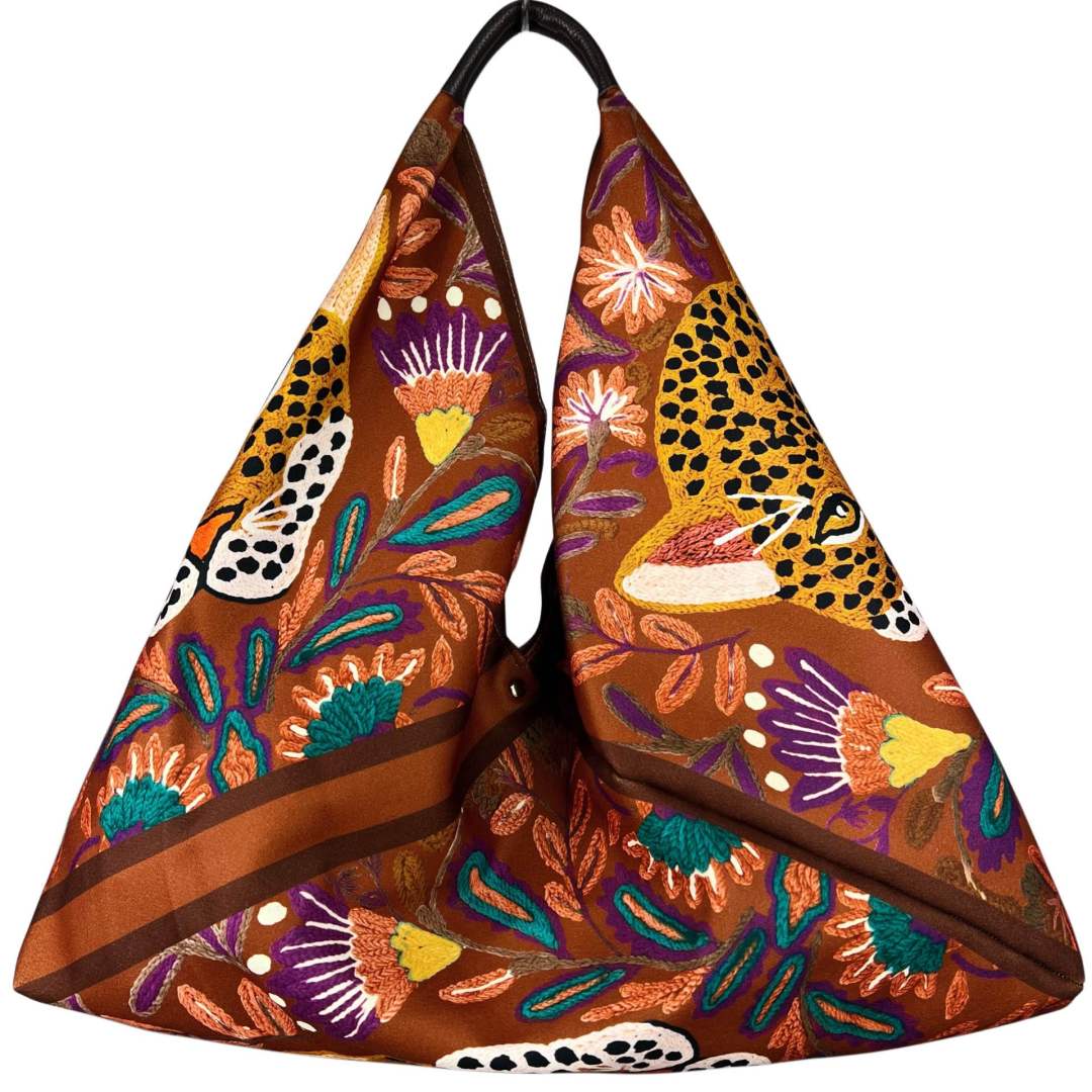 MI477 Brown Leopard Print Triangle Bag